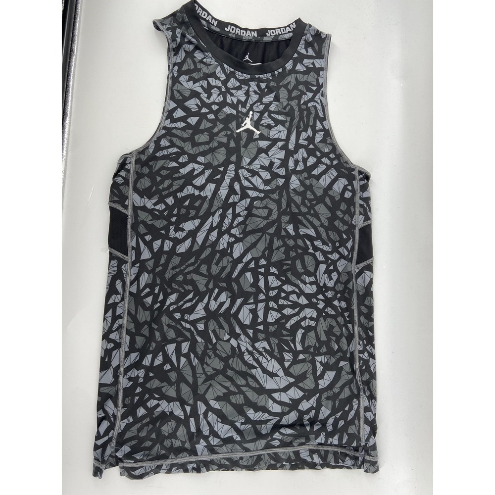 Jordan‎ Training Tank Boys XL Black Gray Shattered Print Compression Athletic